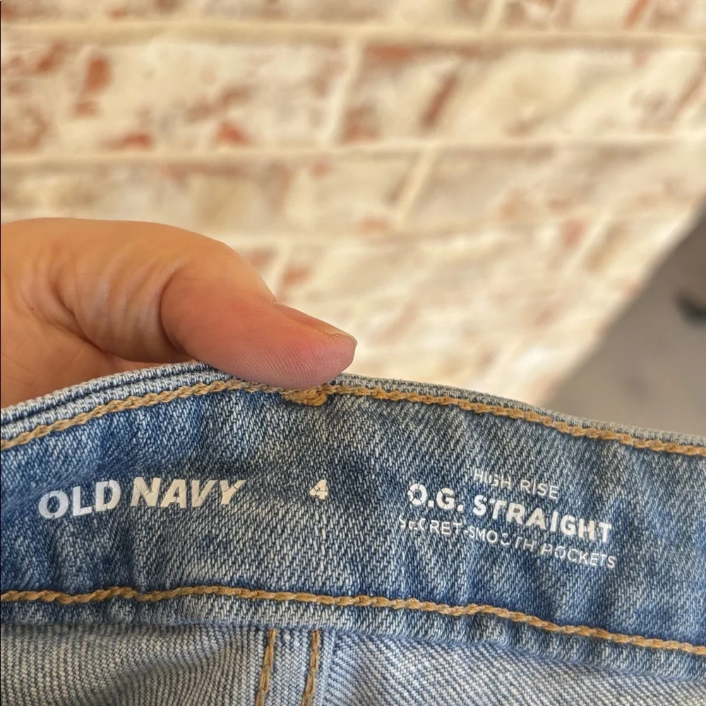 Old Navy Light Wash High Waisted Distressed O.G. Straight Jeans‎